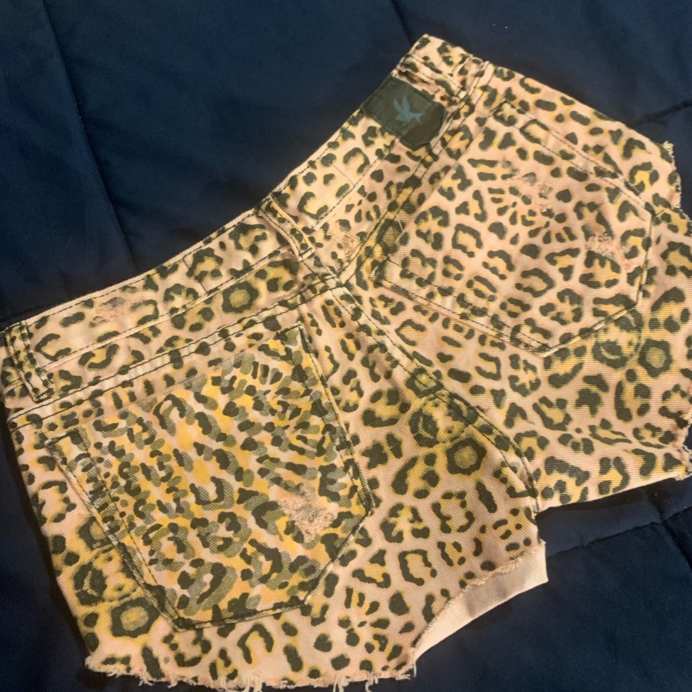 One Teaspoon leapord shorts